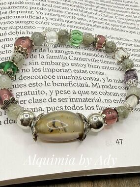 BEADED STATEMENT + Big montana agate and labradorite bracelet
